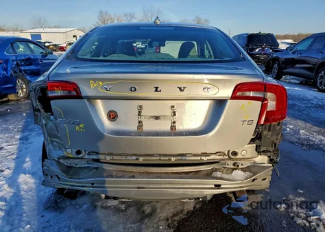 2014 Volvo S60 T5 from USA, damaged, VIN YV1612FS8E2272961